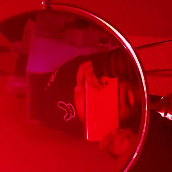 Meet your Posher, Mar - Picture 2 of 2